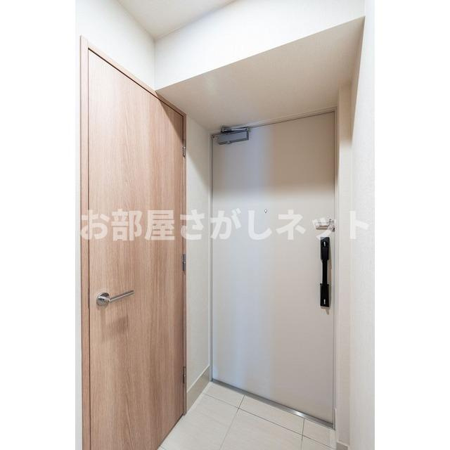 市谷台町坂フロント【高級賃貸・ブランドマンション】の玄関