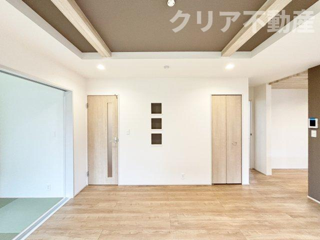 【内装】 | みどり市大間々新築2期2号棟　駅徒歩3分、並列3台！