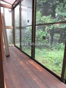 中野区中央２丁目の一戸建ての内装