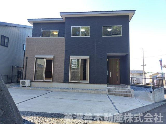 ６７０７３　岐阜市大洞緑山未使用住宅の外観