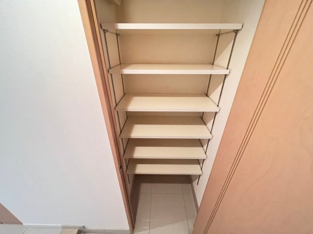 クロスレジデンス大阪新町の収納