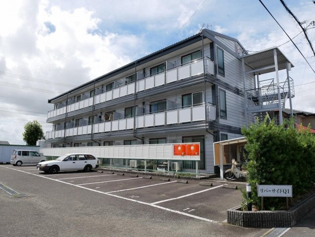 リバーサイドQ1