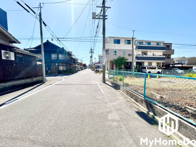 北区金城2丁目　1期の前面道路含む現地写真