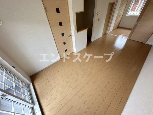 シュティルＡの居間・リビング|高崎、前橋のお部屋探しはエンドスケープまで！お客様の理想お聞かせ下さい♪