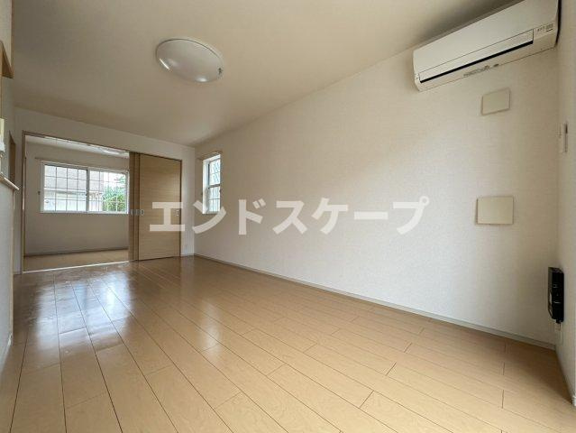 シュティルＡの居間・リビング|高崎、前橋のお部屋探しはエンドスケープまで！お客様の理想お聞かせ下さい♪