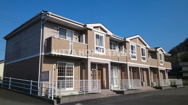 綾部市寺町農屋敷のアパート