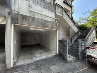 【前面道路含む現地写真】 | 前面道路含む現地写真です