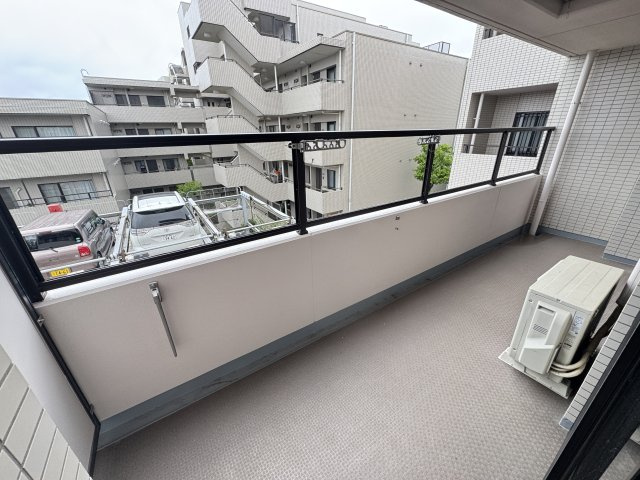 カーサグラン松戸 のバルコニー