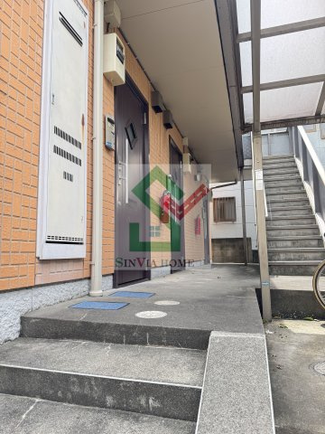 西東京市南町1丁目アパートのエントランス