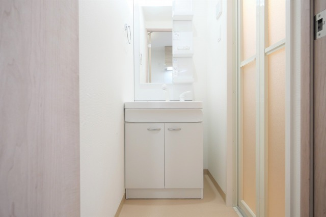 ＬＩＶＩＡＺ　ＯＳＡＫＡ　Ｖｅｒｉｔｅの洗面所