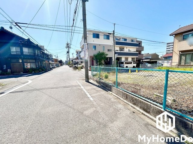 北区金城2丁目　1期の前面道路含む現地写真