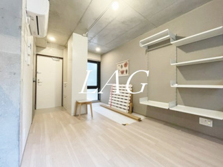 【居間・リビング】 | CLUB FLAT shimouma | 洋室のお部屋です。