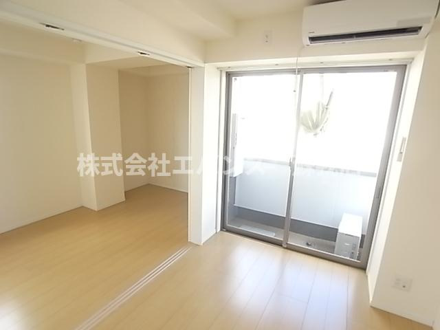 【居間・リビング】 | グラーナ千葉中央 | 使いやすい居間です