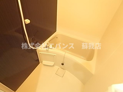 【浴室】 | グラーナ千葉中央 | コンパクトで使いやすいお風呂です