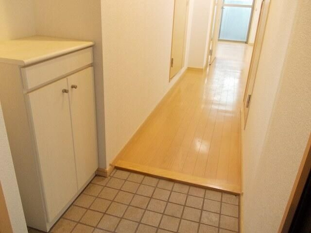 笹山ハイツの玄関