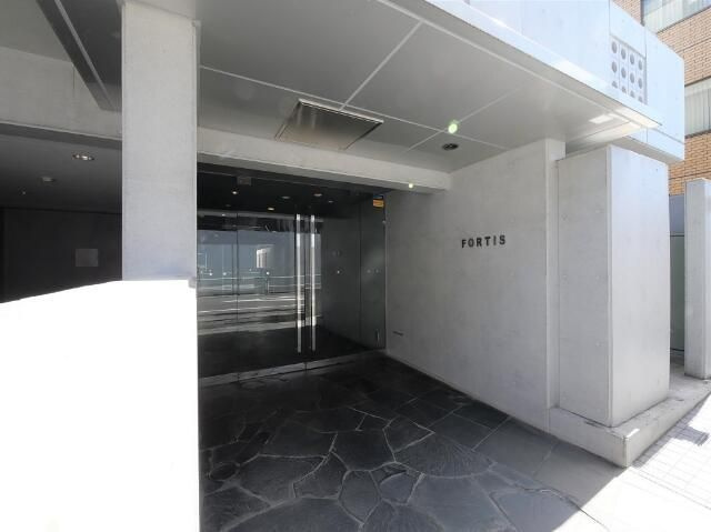 ＦＯＲＴＩＳのエントランス