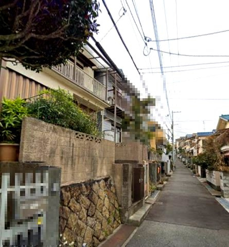 上池田1丁目の外観|デッドスペースを一切作らず、有効活用する貴重な階段の上・下収納有り