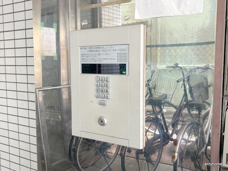 クラウンハイム新高　仲介手数料無料の外観