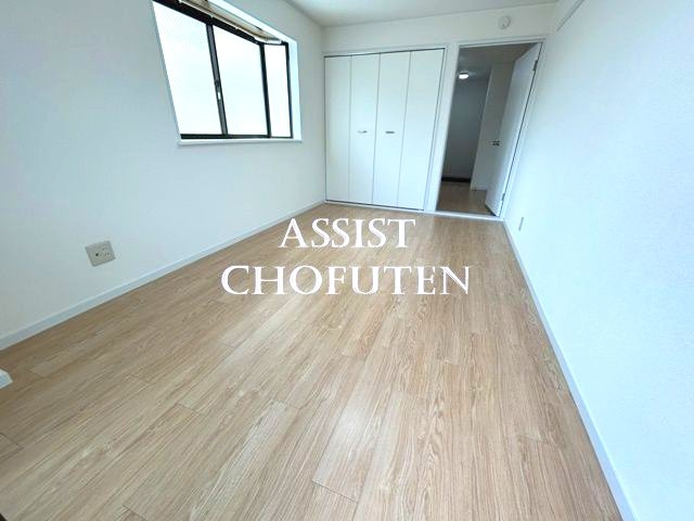 調布ＦＴビルの居間・リビング