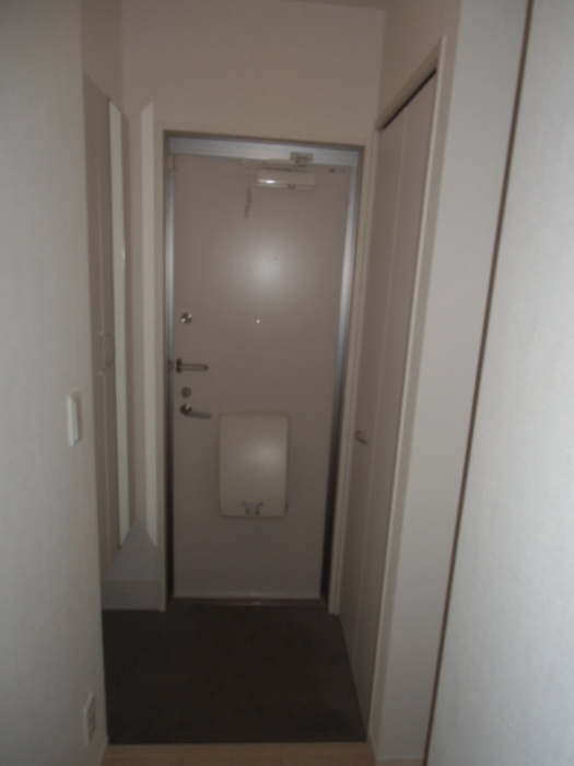 セジュール室小路　Ｂの玄関
