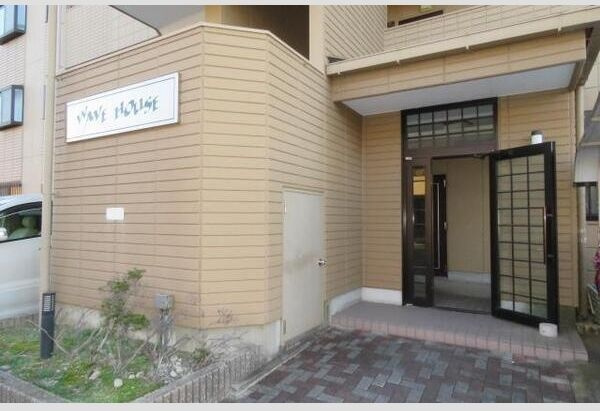 WAVE　HOUSEのエントランス