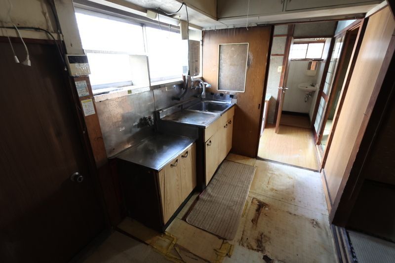 松戸本町戸建の内装