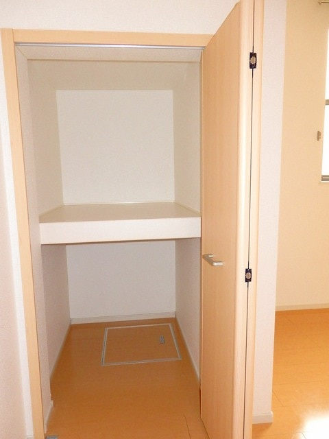 ヴィラ　池之内の収納