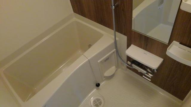 ラピス　ウィークスの浴室