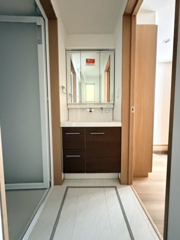 【完成】北区西が丘２丁目　新築戸建の脱衣所