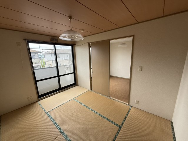 ストークホームⅢの和室