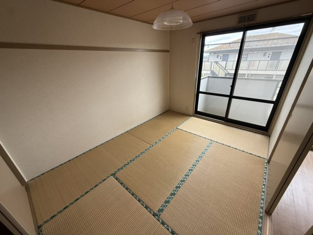 ストークホームⅢの和室