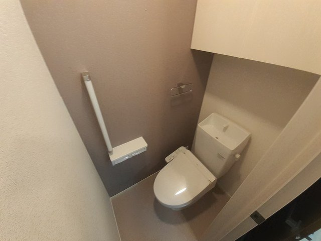 プロムナードメゾン参番館　Ｅのトイレ