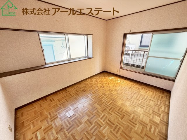 加古川市別府町別府　　　山陽電鉄「別府駅」徒歩6分の洋室|※室内リフォーム前画像となります。(2026/8/10　撮影)　
リフォーム後、さらに美しい室内に仕上げてからのお引渡しです！
