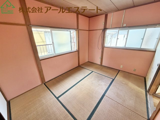 加古川市別府町別府　　　山陽電鉄「別府駅」徒歩6分の子供部屋|※室内リフォーム前画像となります。(2026/8/10　撮影)　
リフォーム後、さらに美しい室内に仕上げてからのお引渡しです！