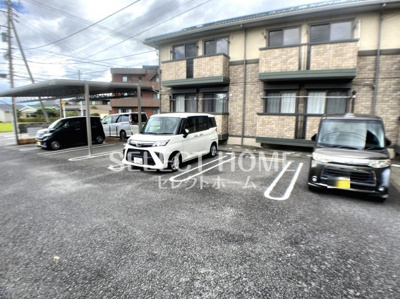 【駐車場】 | ｉ－セジュール桜 | 駐車場があります