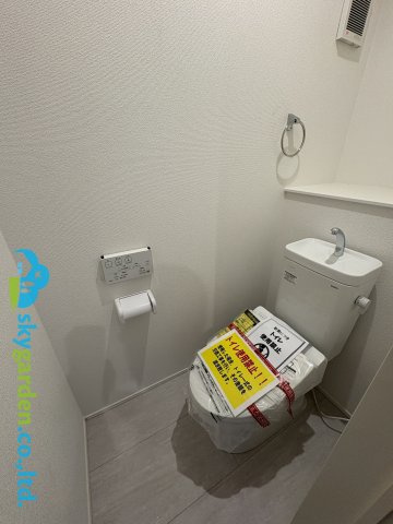 茅ヶ崎市室田５期　新築戸建　全２棟１号棟のトイレ|2階のトイレ