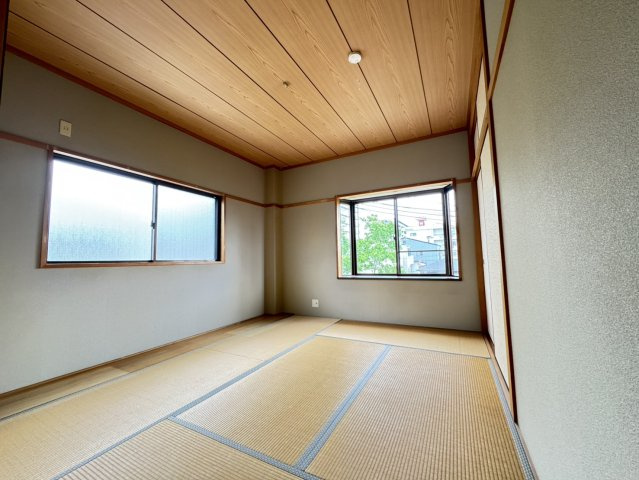 岩屋北町1丁目貸家の和室