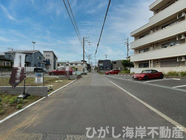 茅ヶ崎市松林１丁目　売地　全４区画の前面道路含む現地写真|現地外観