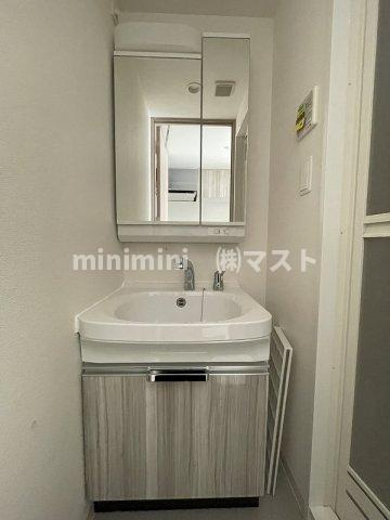 プレサンス松屋町ヴィゴラスの洗面所