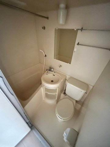 ONハイツ甲東園の浴室