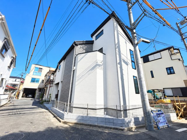 足立区伊興4丁目新築戸建て【全1棟】