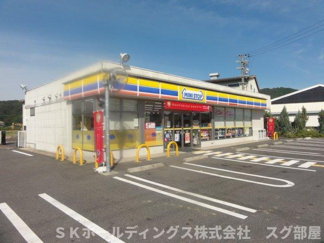クローバー（Clover）の周辺|ミニストップ日高西芝店まで296ｍ
