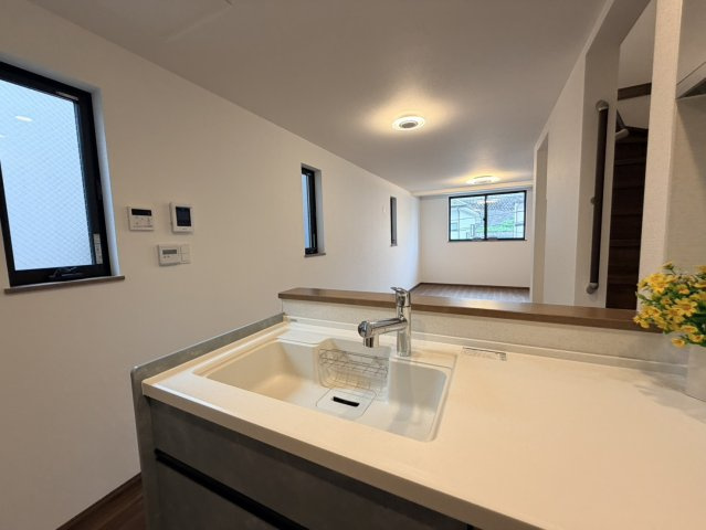 【完成済】北区西が丘２丁目　新築戸建のキッチン