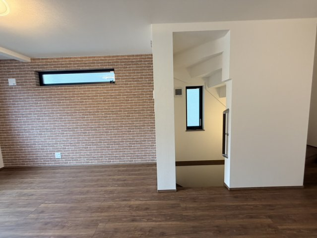 【完成済】北区西が丘２丁目　新築戸建の玄関