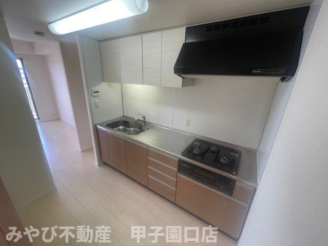 甲子園三番町ハイツのキッチン