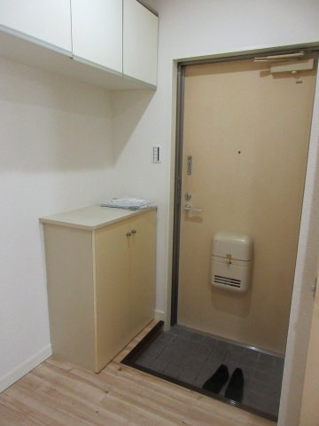 プレミール日吉の玄関