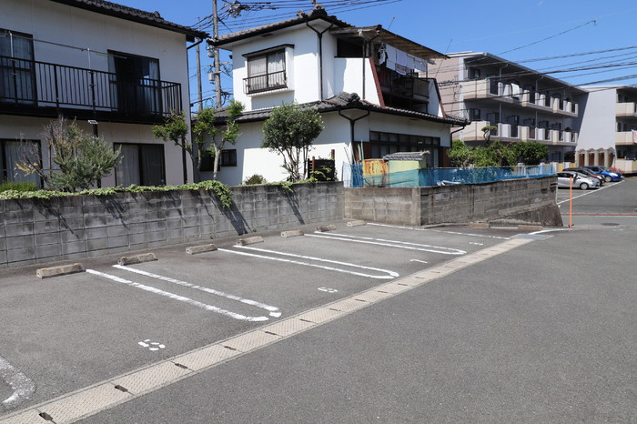 アルムの森の駐車場