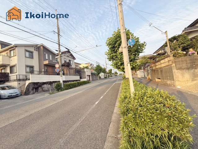 明石市大久保町高丘5丁目　全2区画　2号地　土地の前面道路含む現地写真|物件・当店の最寄駅まで無料送迎！最短10分で指定場所へお迎えに向かいます！まずはお問い合わせください