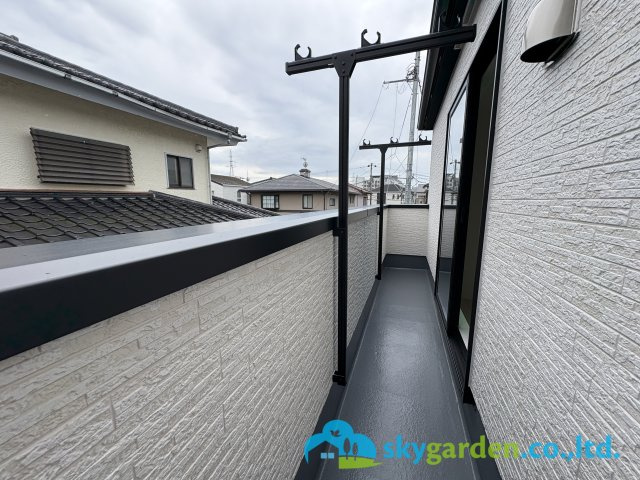 茅ヶ崎市室田５期　新築戸建　全２棟２号棟のバルコニー|南向きなので晴天時は洗濯物が良く乾きそうです