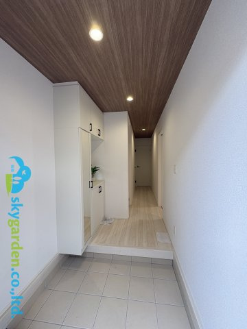 茅ヶ崎市室田５期　新築戸建　全２棟２号棟の玄関|玄関です